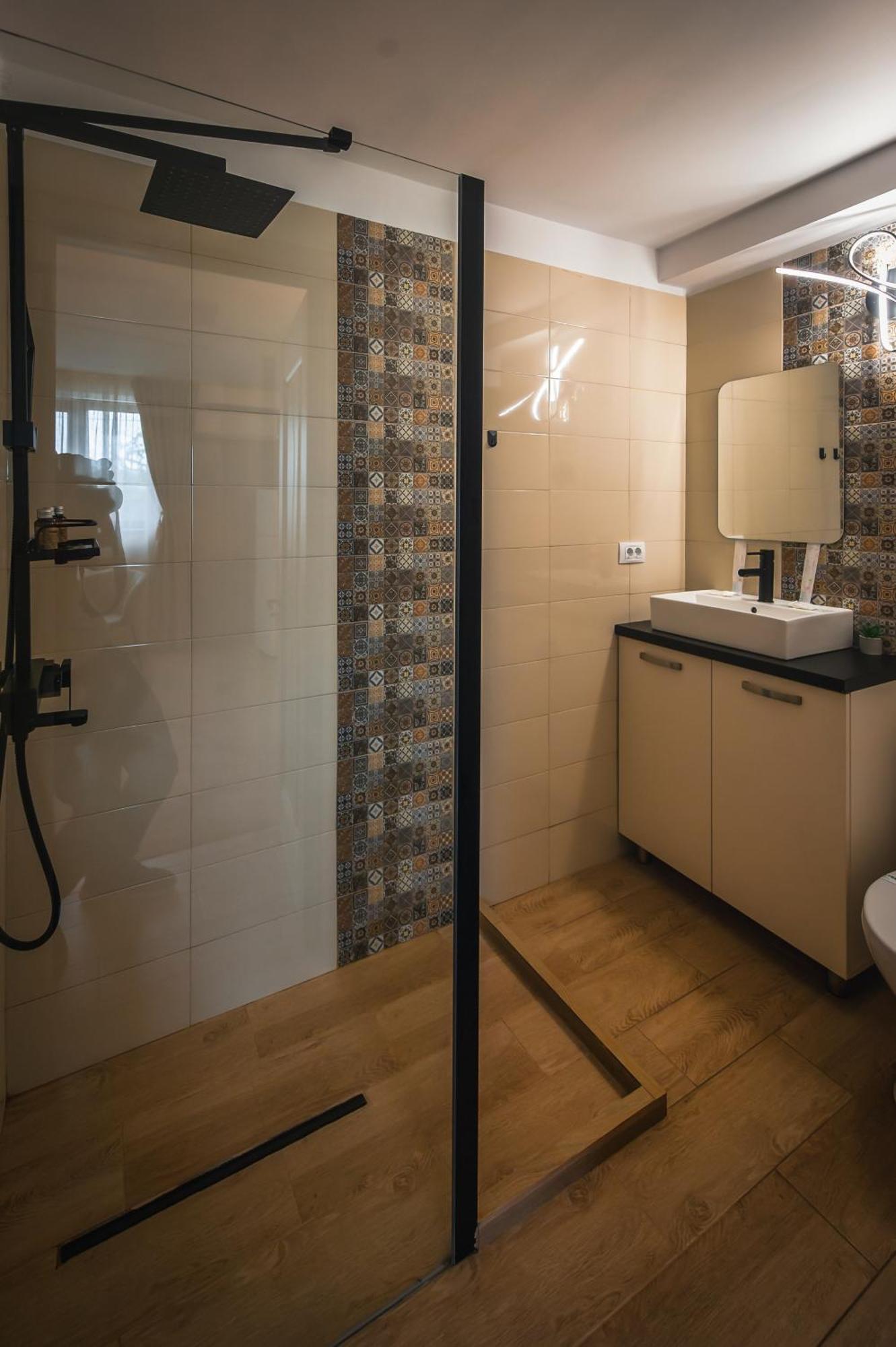 Aparthotel Amada Center 3*
